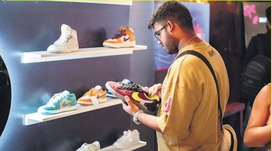 The Rise of the Sneakerhead: From Court Classics to Street Cred