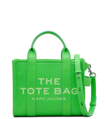 Marc Jacobs Apple The Tote Medium Satchel crafted in leather for women.Dual carry handles with adjustable & removable shoulder strap.


